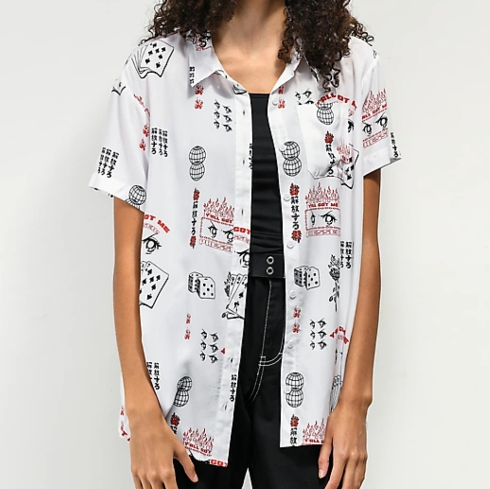 Vitriol Caedia Allover Anime Print White Short Sleeve Button Up Shirt Size Small